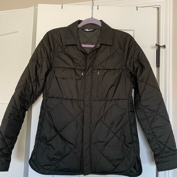 The North Face Jackets & Blazers - The North Face women’s forest green jacket
